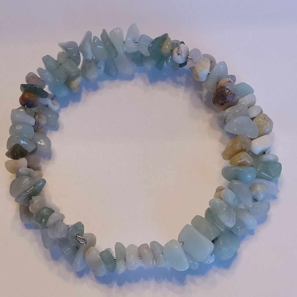 💍Green stonechip memory wire bracelet boho bohemian western hippie